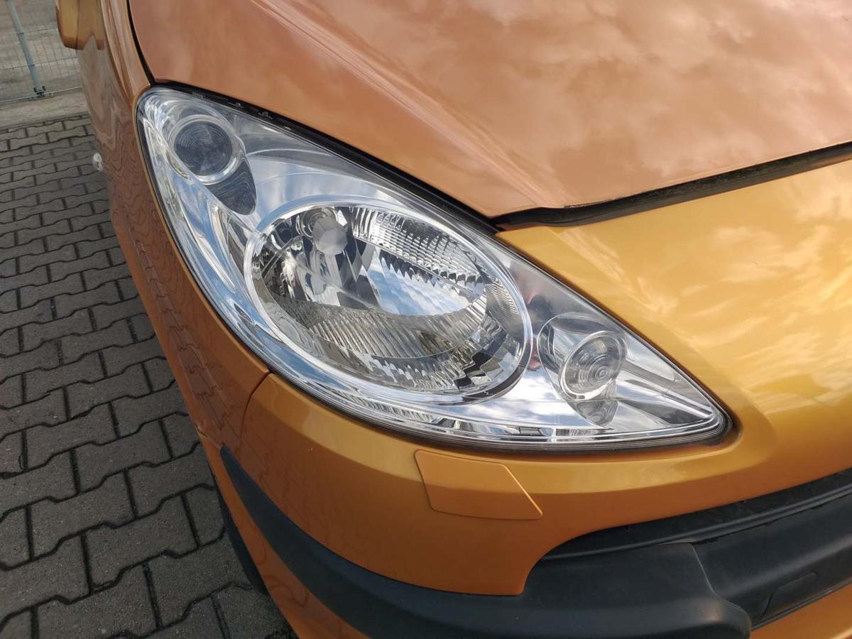 Peugeot 1007 original Scheinwerfer vorn rechts Halogen Bj.2005
